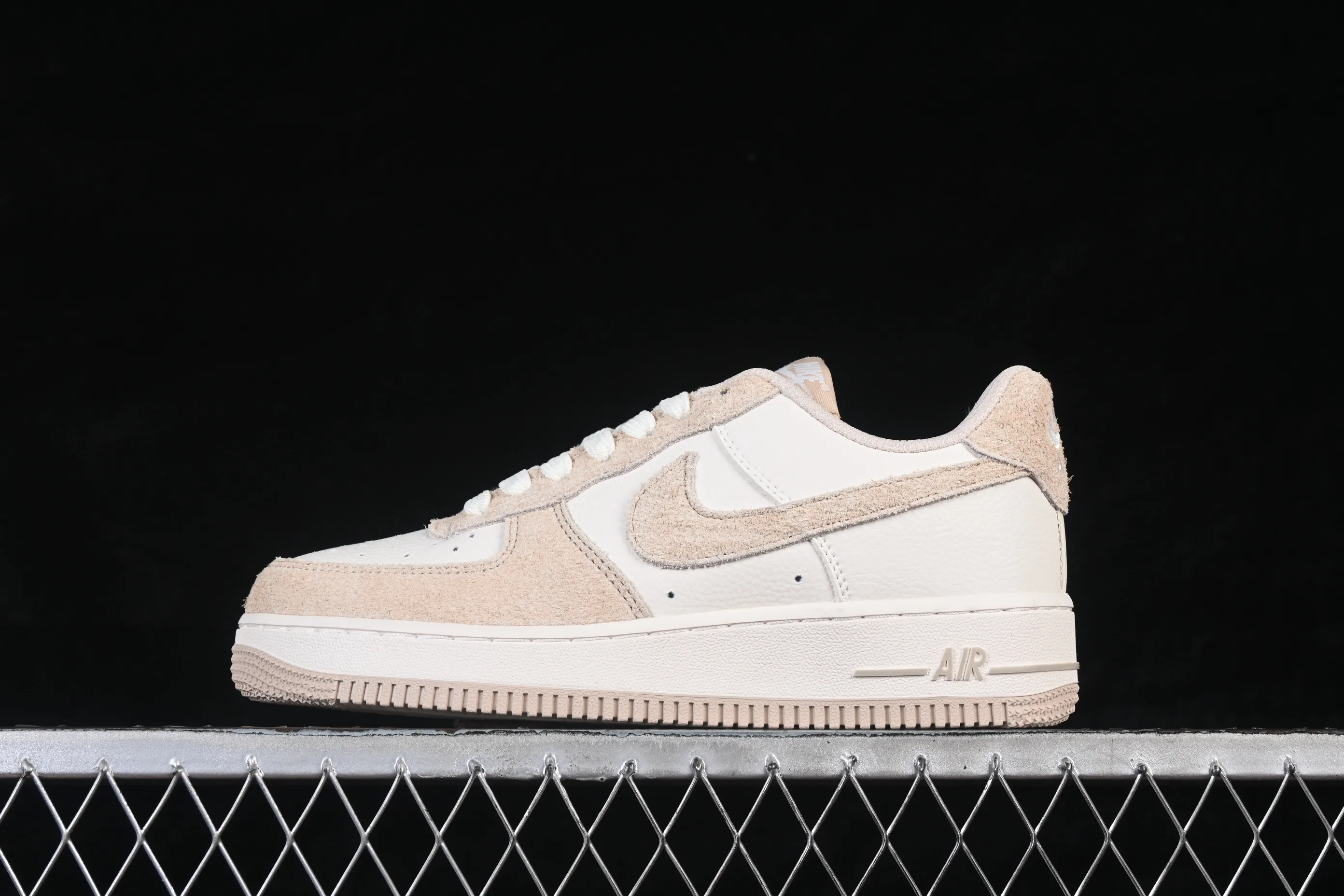 All categories Nk Air Force 1 Air Force series Nk Air Force 1 Low Air Force low-top Nike Air Force 1'07 Low Milky white light gray Air Force 1 low-top casual sneakers HQ3905-001